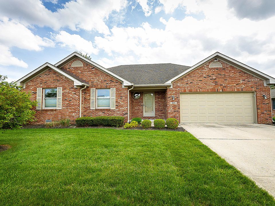 1st image of 1025 Woodridge