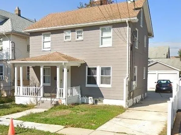 25 Webb Avenue, Hempstead, NY 11550