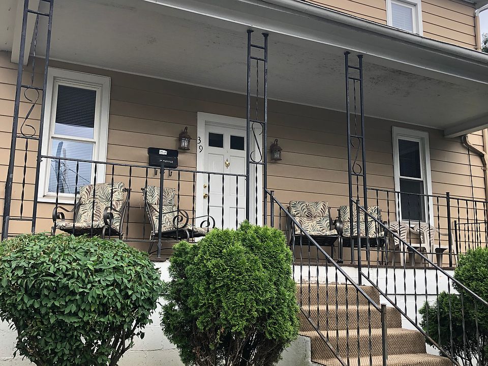 1st image of 39 Manville St