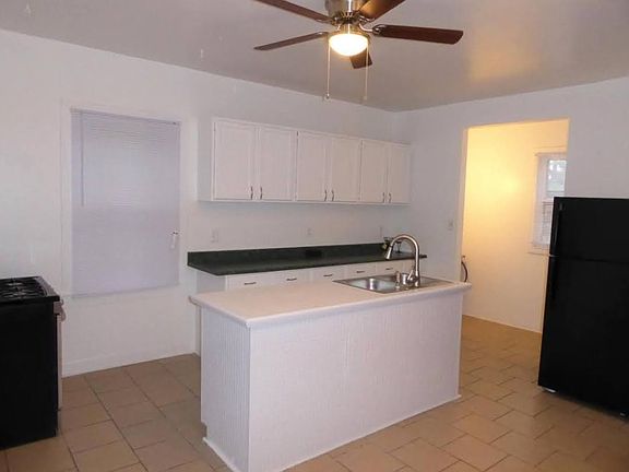 Large Kitchen