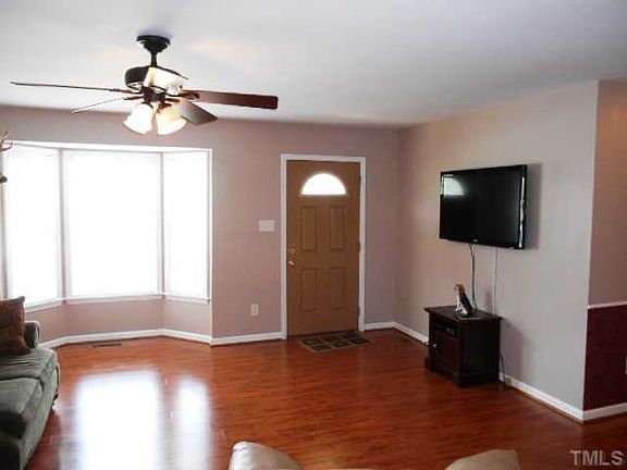3rd image of 53 Delmar Ct