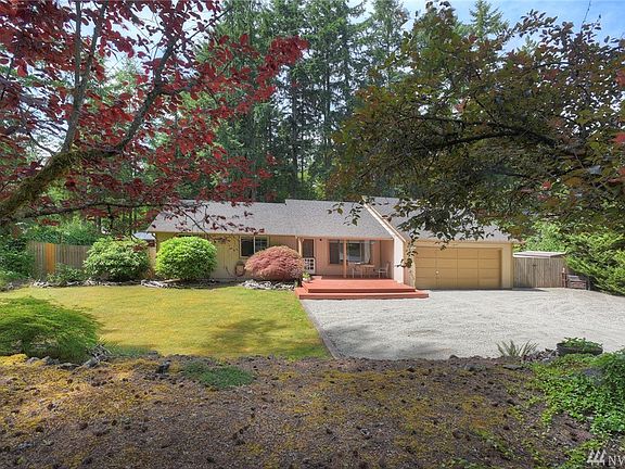 2nd image of 10415 Creviston Dr NW