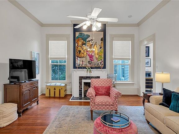 5th image of 5127 Prytania St APT 4