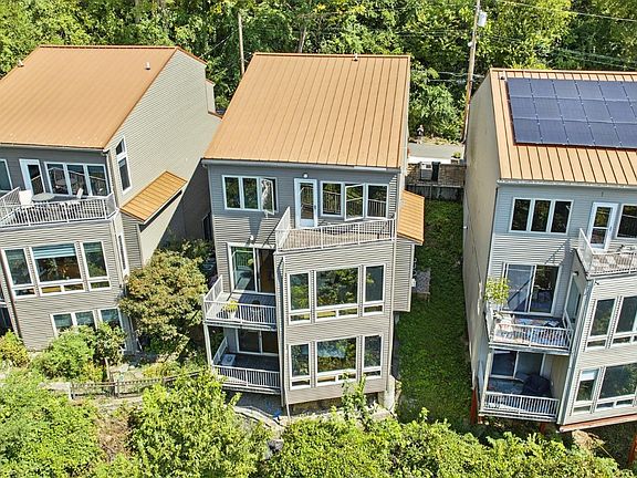 2nd image of 107 Dorsey St