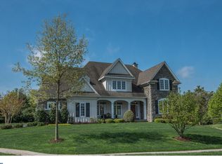 8 Wellfleet Ln, Glen Mills, PA 19342