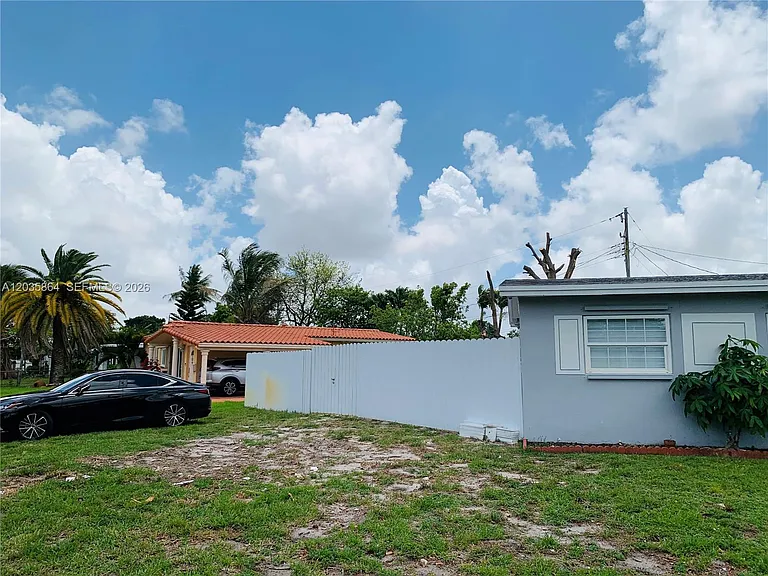17010 NW 53rd Ave — Photo 22
