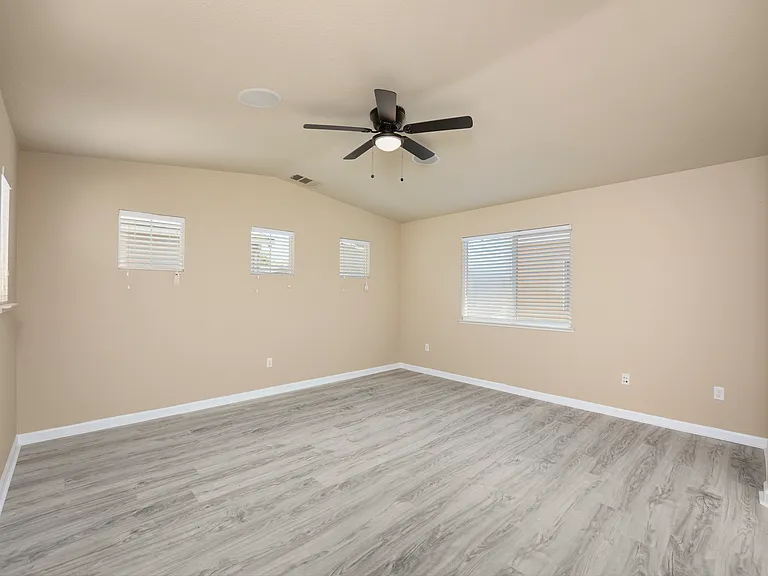 241 Picasso Cir — Photo 21