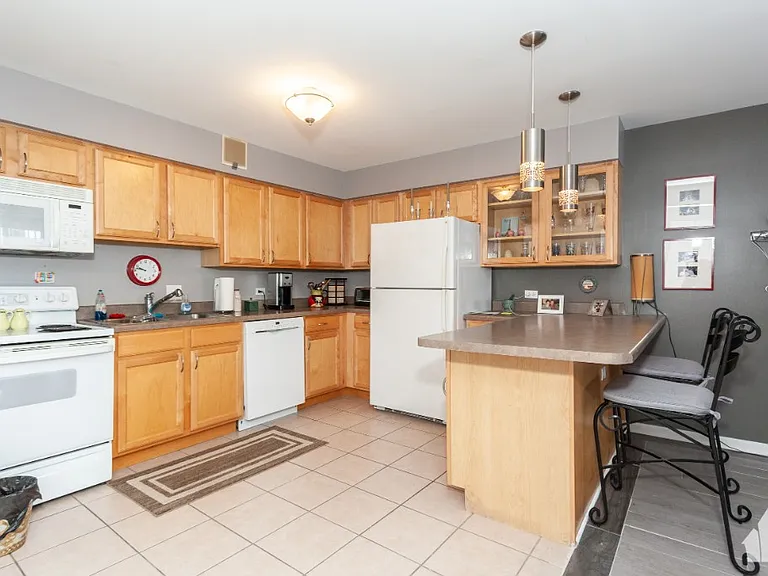 5854 N Kenmore Ave #5A — Photo 9