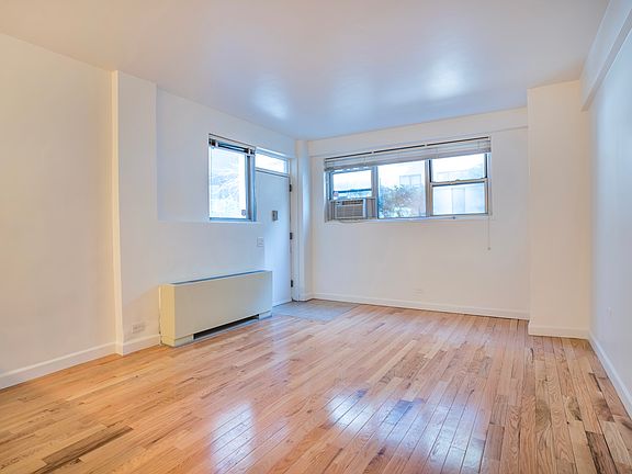 4th image of 330 E 49th St APT 8B