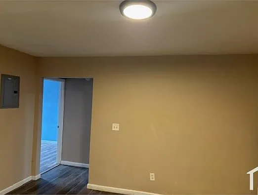 3 bed, 800 sqft, $3,200 — Photo 4