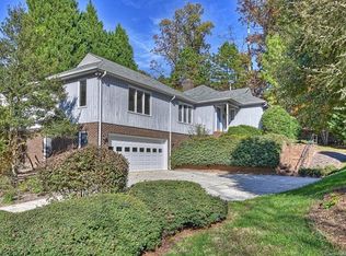 7050 Rocky Falls Rd, Charlotte, NC 28211