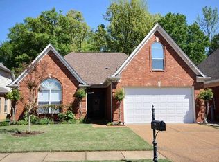 9286 N Fairmont Cir, Collierville, TN 38017