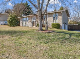 1433 Pine Springs Rd, Knoxville, TN 37922