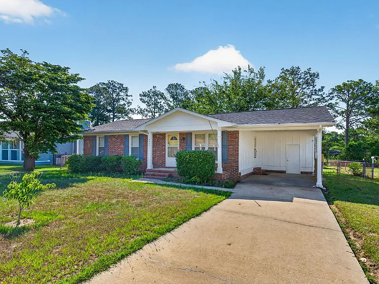 3225 Glenmore Dr — Photo 5