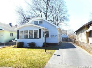 94 Castleford Rd, Rochester, NY 14616