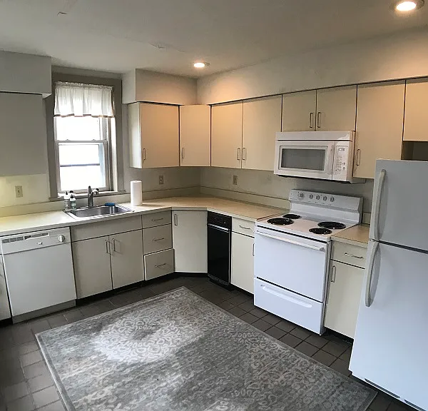 1826-fairmount-ave-b-4