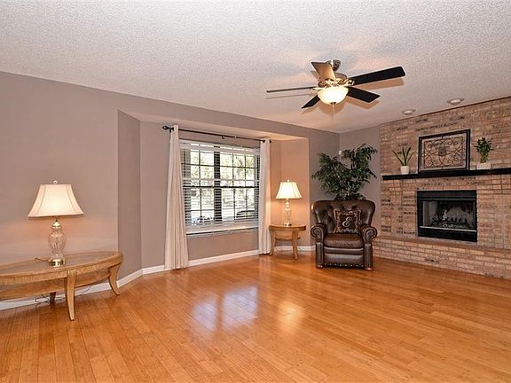 4th image of 3283 Lake George Cove Dr