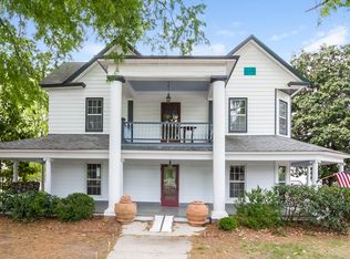 1011 N Salem St, Apex, NC 27502