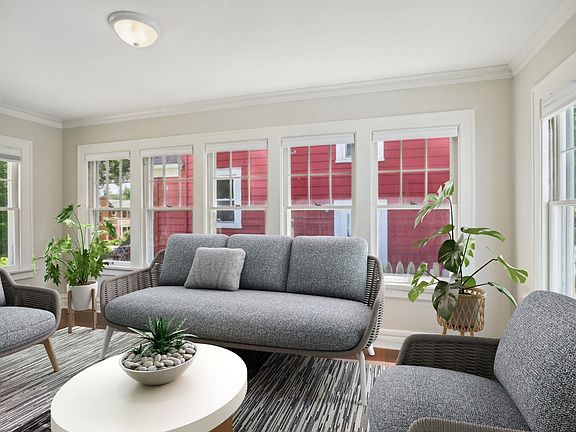 3rd image of 2627 Chamberlain Ave