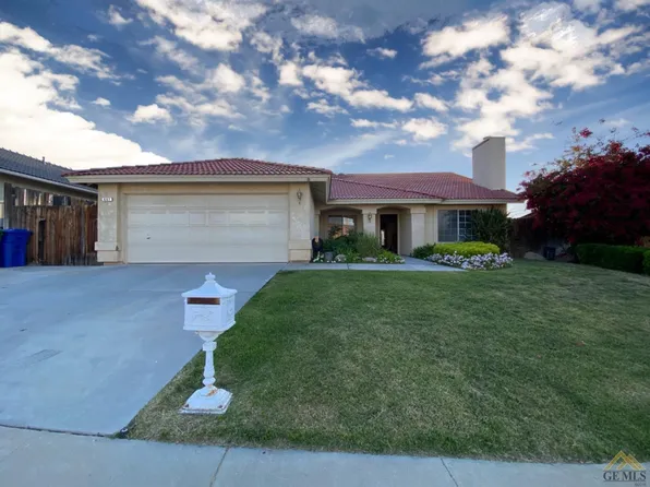 607 Westover Ave, Taft, CA 93268