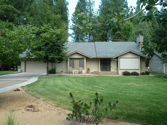 1st image of 942 Lassen View Dr
