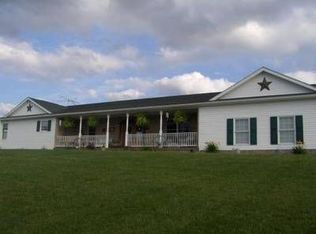 80 Perrine Rd, Grove City, PA 16127