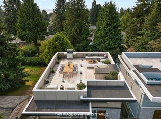 13766 N Bluff Rd, White Rock, BC V4B 3B9