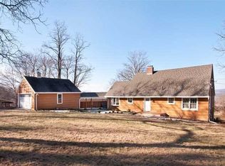 24 Mills Cross Rd, Staatsburg, NY 12580