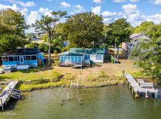 606 Little Kinston Rd, Surf City, NC 28445