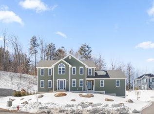 6 Oakley Dr, Rutland, MA 01543