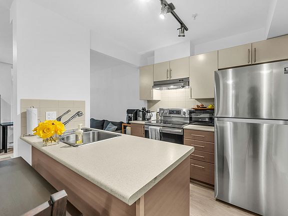 5th image of 5692 Kings Rd #103
