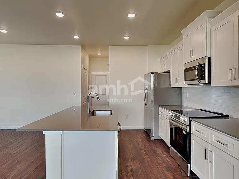 9507 W Shumard St — Photo 4