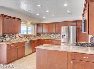 2416 La Casa Dr, Henderson, NV 89014
