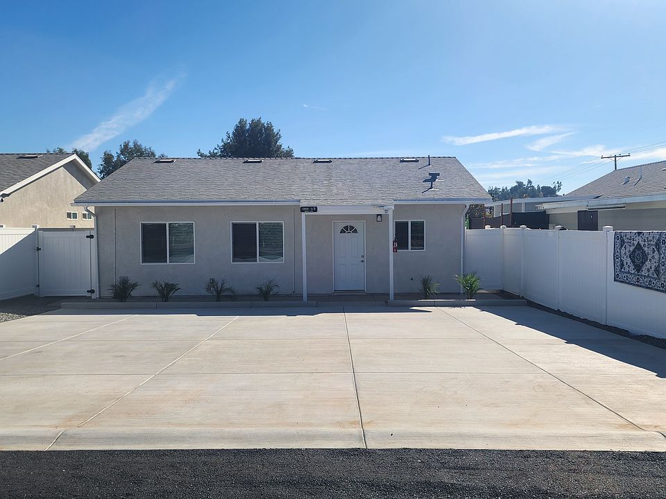1st image of 1255 1/2 Bates Ln