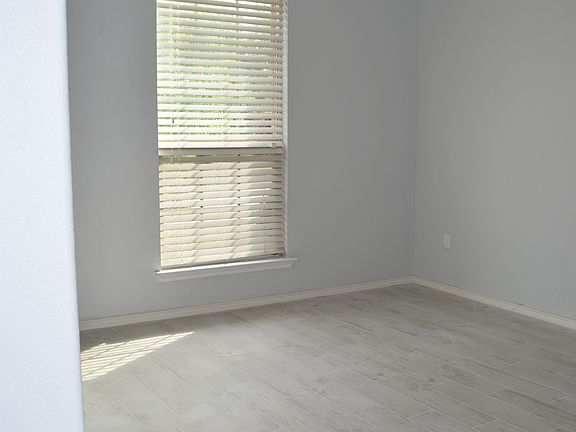 Family Room - White Hard floor