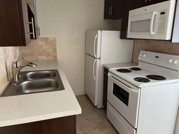 470 E Angeleno Ave #212