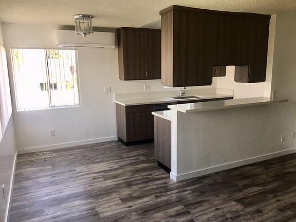 5th image of 761 Coronado Ave APT 3