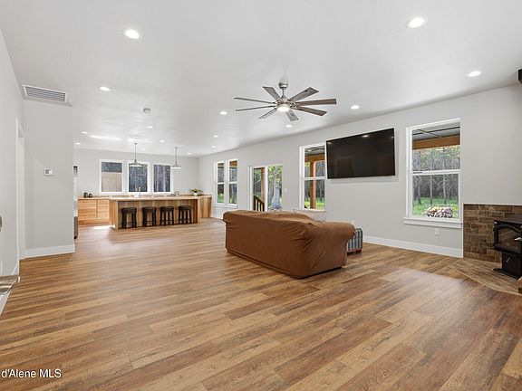 4th image of 112 Alberato Rd