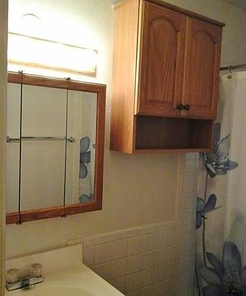 4th image of 913 Cody Ct