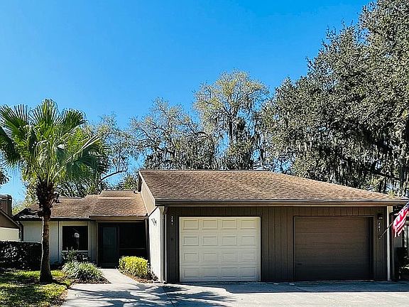 3rd image of 281 Oak Hill Dr #13