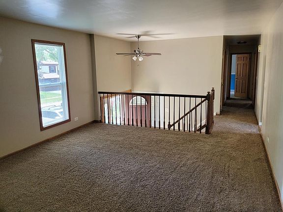 4th image of 436 Fordham Pl