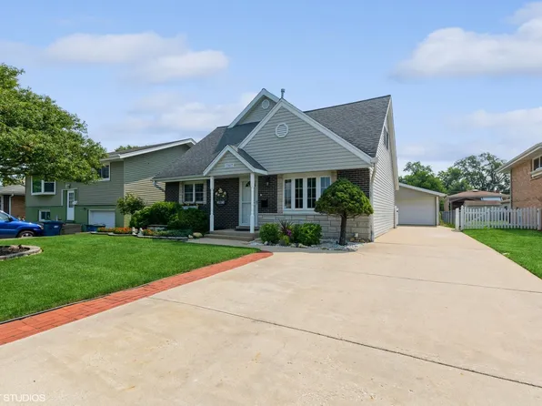 13617 Loomis Ln, Crestwood, IL 60418
