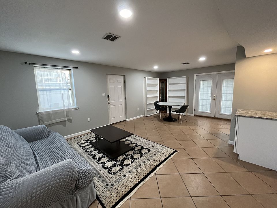 1st image of 255-257 Nj Railroad Ave #11-4