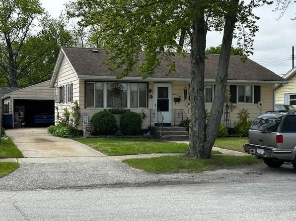 1105 W Coolspring Ave, Michigan City, IN 46360