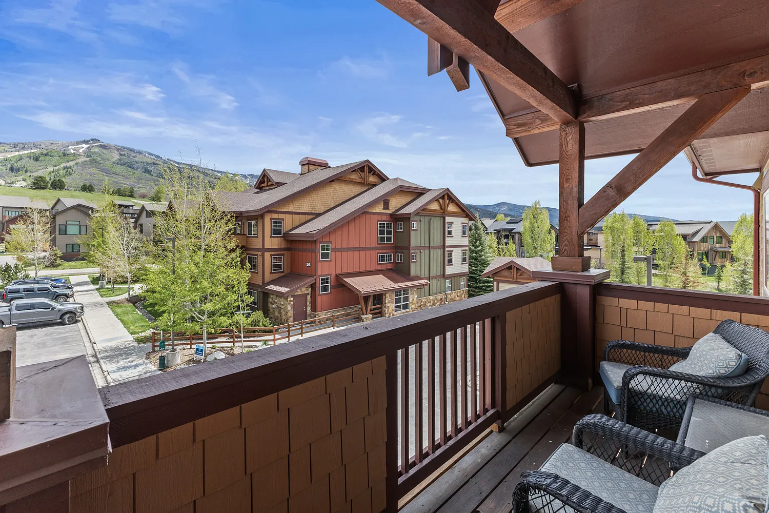 2 bed, 1018 sqft, $3,000 — Photo 2
