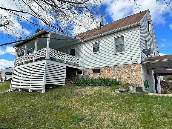 5th image of 1206 Woodland Cres