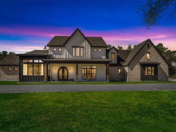 2nd image of 62956 Equitana Ln