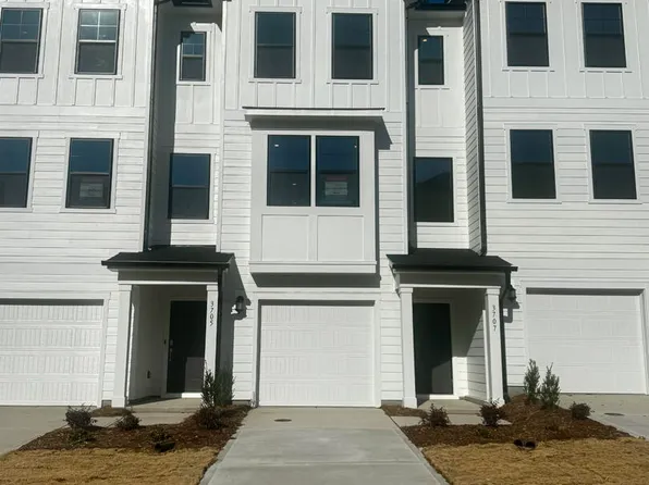 3707 Elm Grove Ln, Raleigh, NC 27604