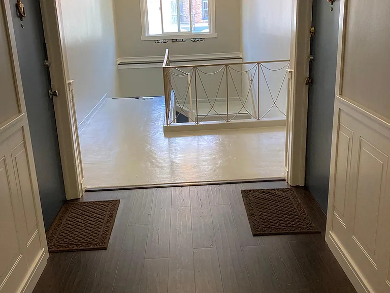 460 S Detroit St #14 — Photo 5