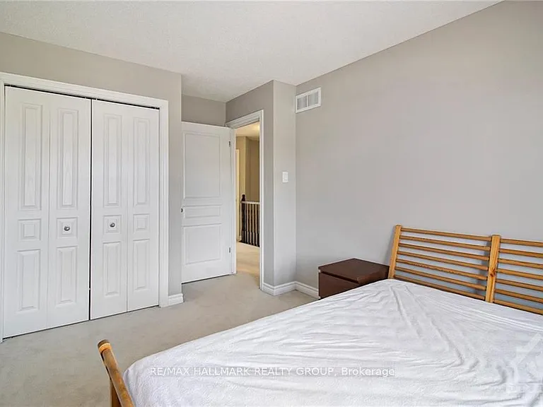 428 Arncliffe Ave — Photo 17